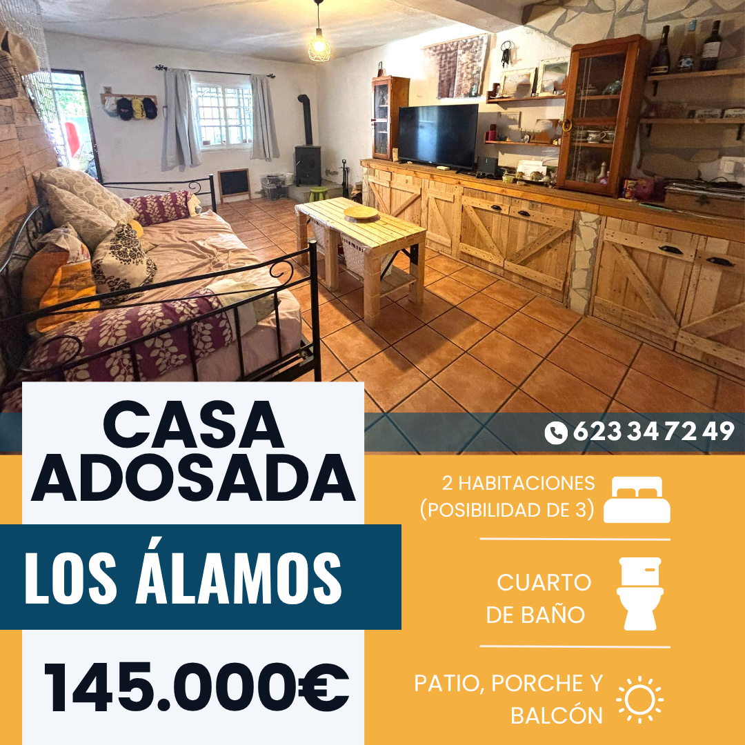 ‼️CASA ADOSADA EN VENTA EN LOS ÁLAMOS ‼️ 2 dormitorios con posibilidad de 3, cuarto de baño completo, cocina equipada, patio, porche, trastero, salón/comedor, balcón,REFORMA RECIENTE, PISCINA COMUNITARIA Y ZONA VERDE …….