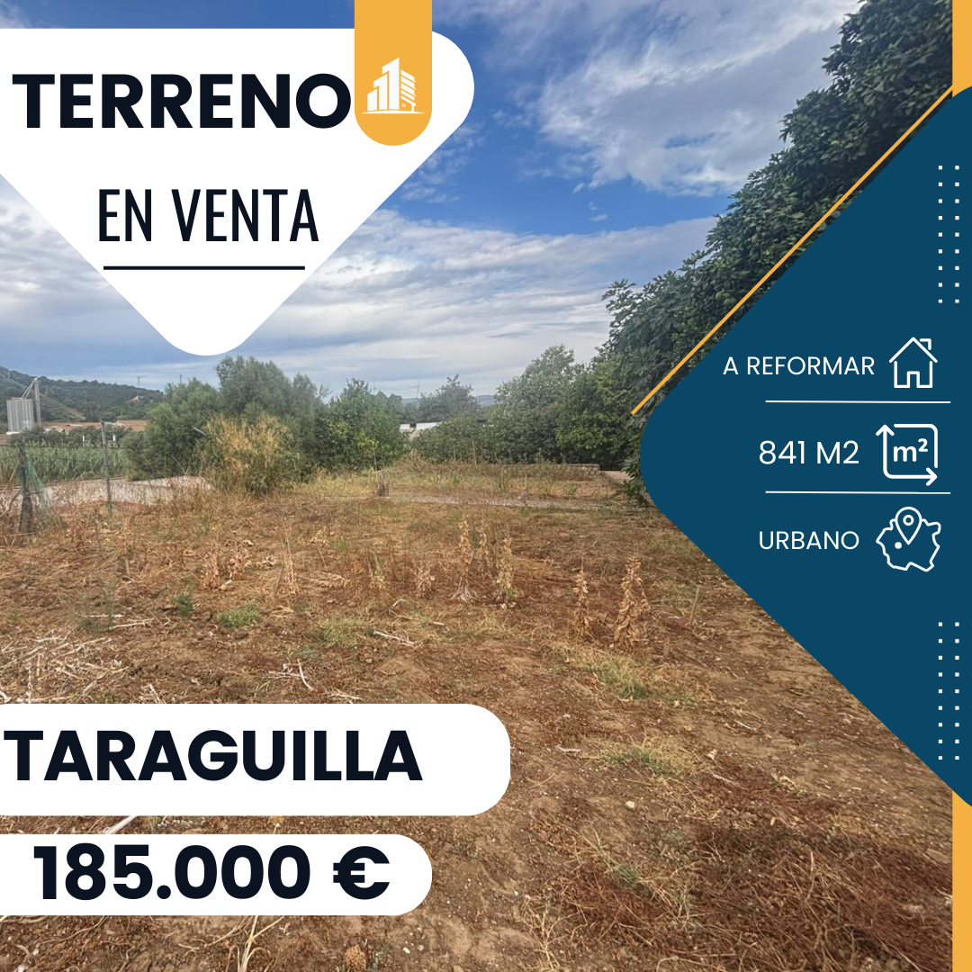 ‼️EN VENTA TERRENO URBANO CON VIVIENDA A REFORMAR EN TARAGUILLA‼️ ¿Quiere construir su propia casa a su gusto en la zona de traguilla? Esta es la oportunidad que estás buscando si quieres construir tu vivienda desde a 0 a tu gusto. Parcela urbana de 841m2 con vivienda de 113m2 a reformar. El terreno dispone de alberca. Consta de dos entradas a distintas calles. La zona está rodeada de comercios, colegios, farmacias etc…