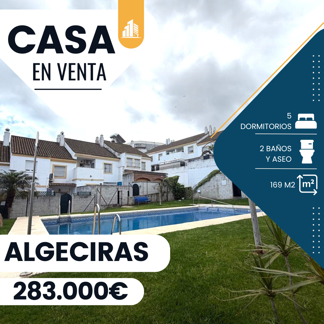 ‼️CASA ADOSADA EN VENTA EN ALGECIRAS‼️ Patio delantero con garaje,hall con gran alacena en el hueco de escalera,habitación,aseo,cocina con acceso a porche cubierto y al patio,amplio salón con chimenea y con acceso al porche y al patio,patio con numerosos muebles de almacenaje y zona de bbq,4 dormitorios(tres de ellos con armarios empotrados y el principal con baño en suite y plato de ducha),cuarto de baño con bañera,2 PISCINAS COMUNITARIAS,ACCESO A PISCINA POR EL PATIO DE LA VIVIENDA.........